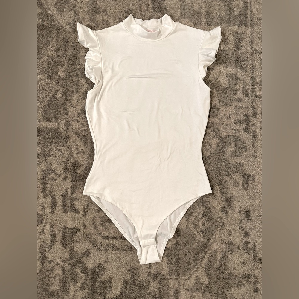 Pink Lily Stare Down The Past Ruffle Sleeve Bodysuit, Medium